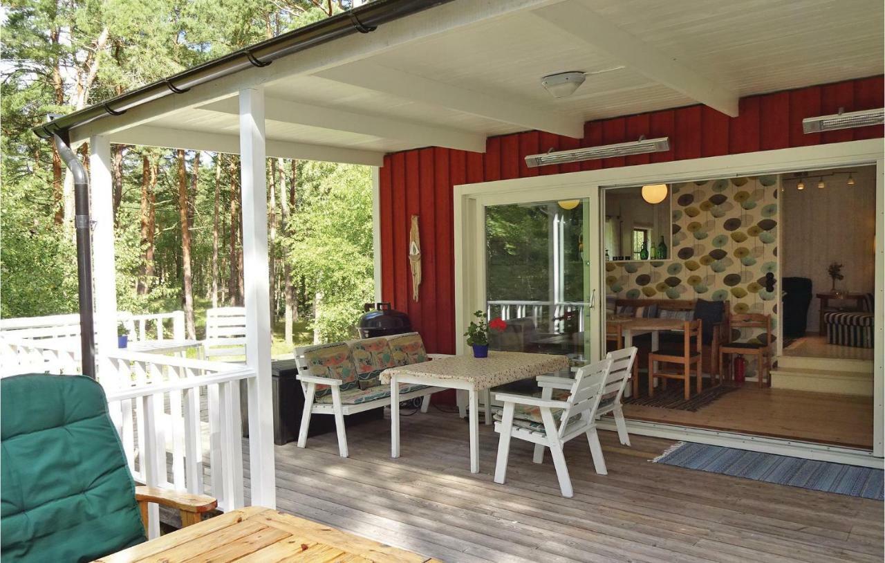 Stunning Home In Yngsjoe With Wifi Esterno foto